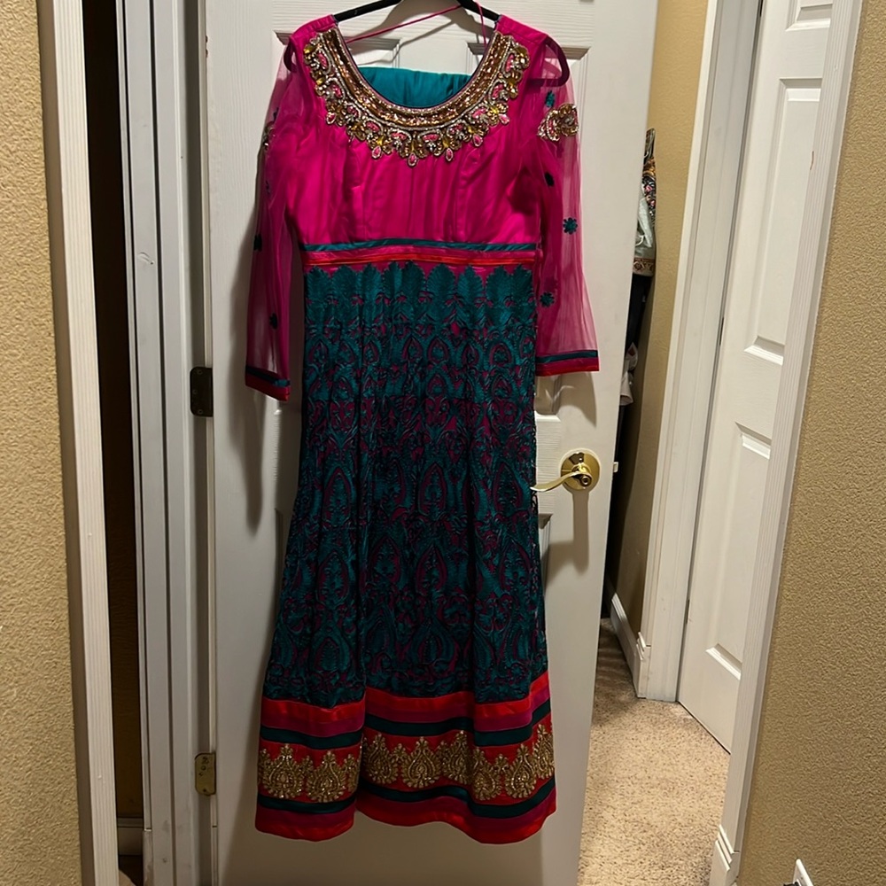 Gorgeous Anarkali with beautiful colors, includes matching pajami and dupatta